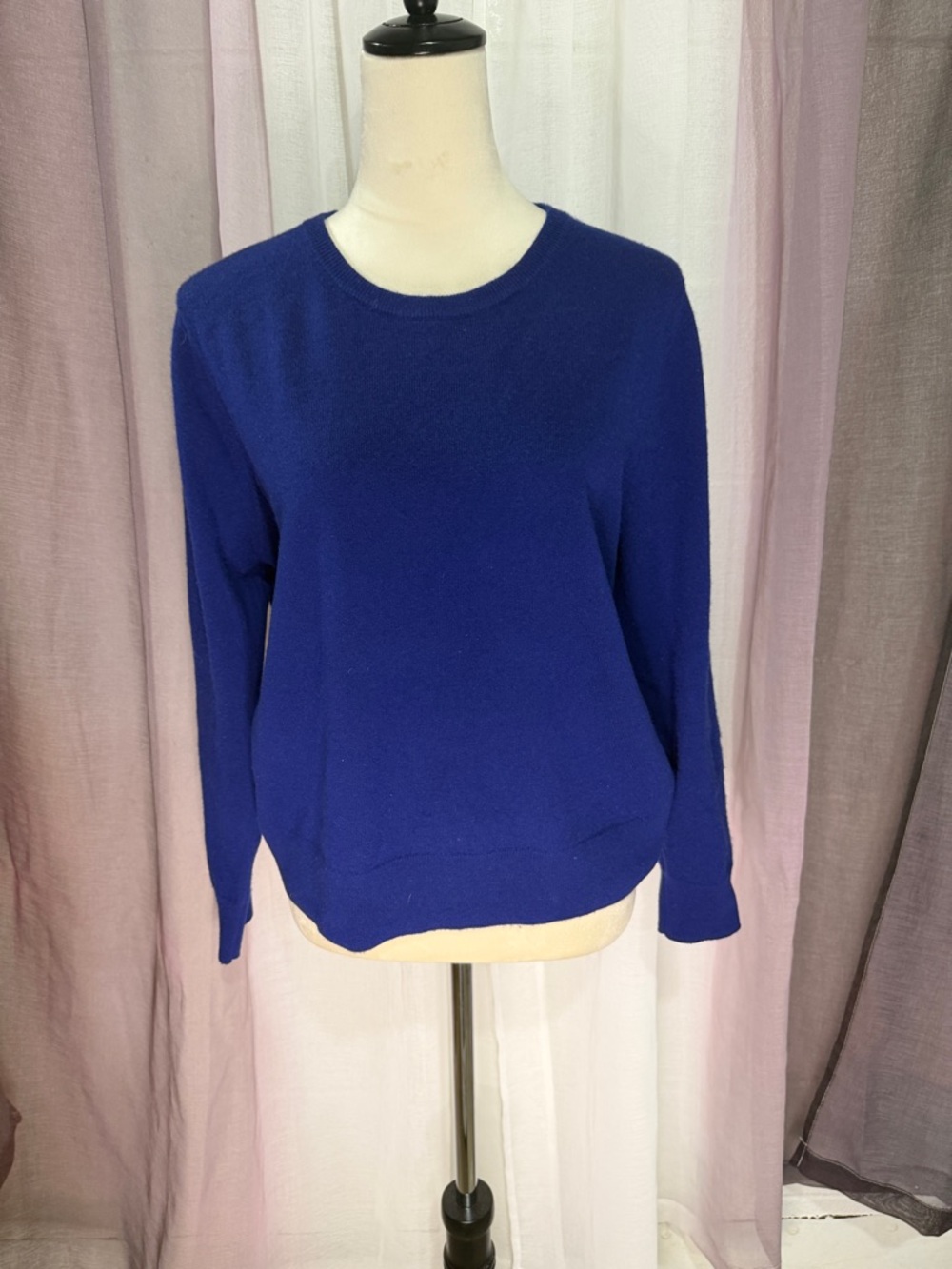 Quince Women's Crewneck Cashmere Sweater in Royal Blue